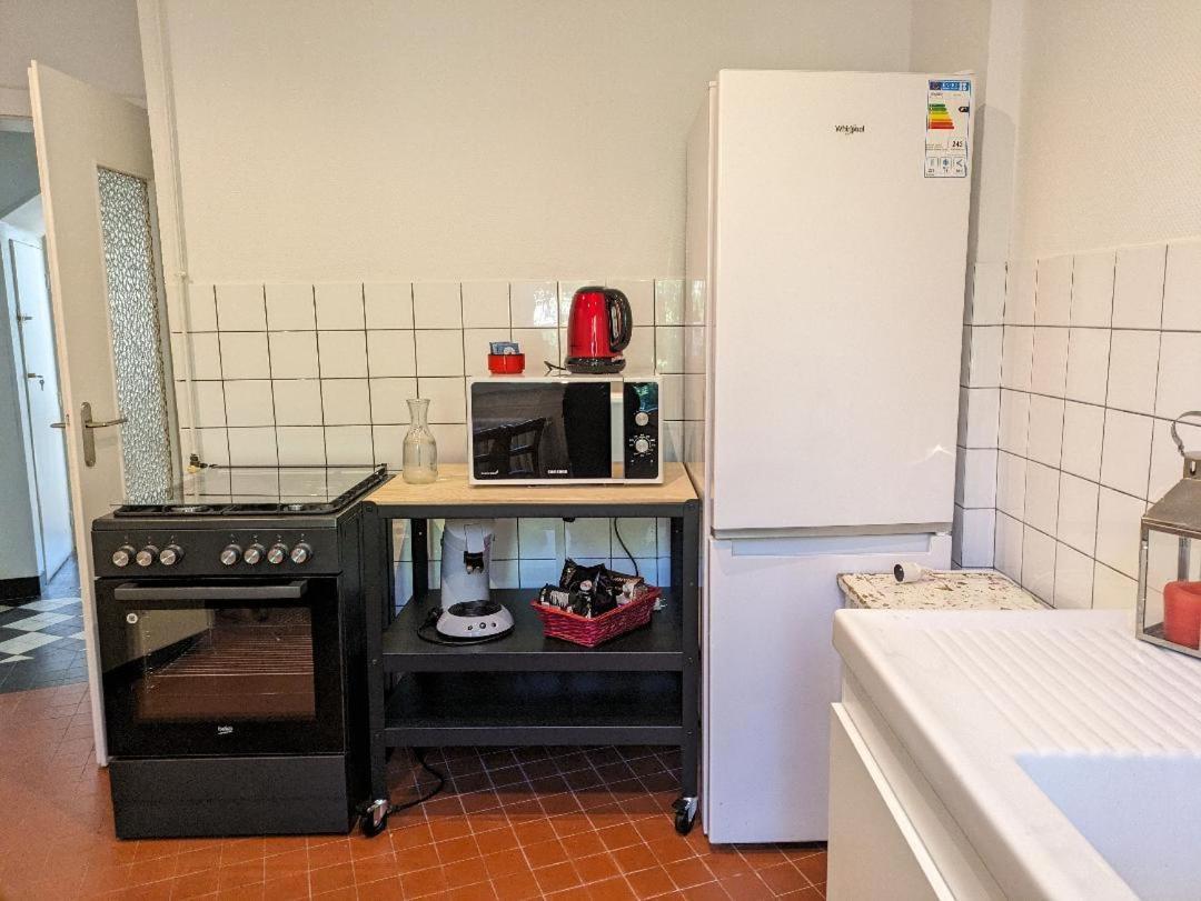 Les Volets Bleus Apartment เมซ์ ภายนอก รูปภาพ